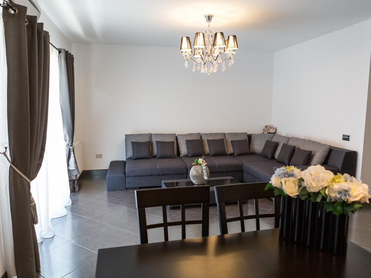 Casa Bella Apartments Bragadiru Экстерьер фото
