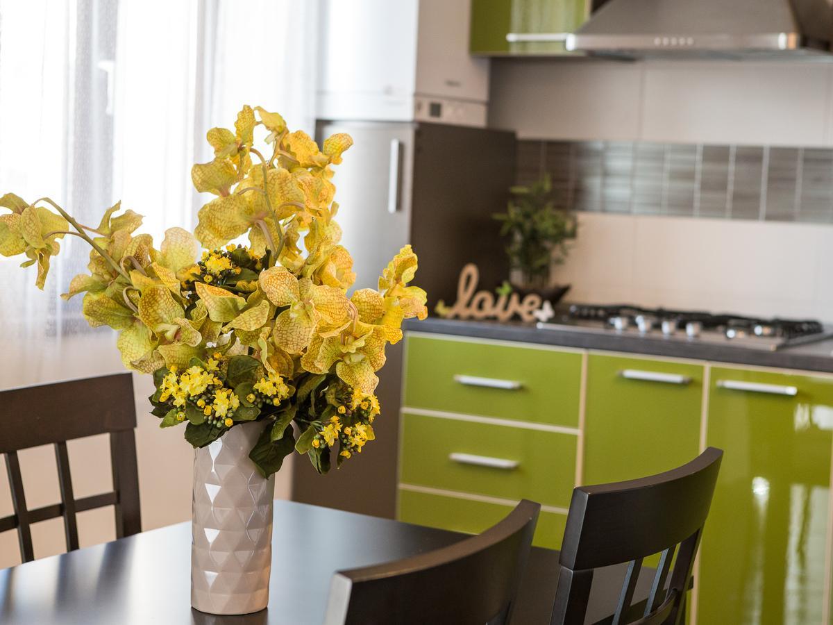 Casa Bella Apartments Bragadiru Экстерьер фото
